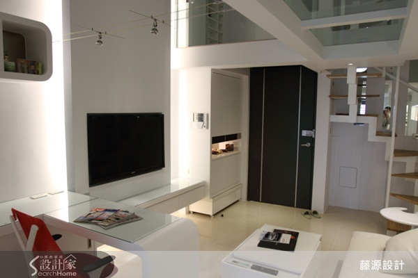 小坪數、玻璃、淺色空間