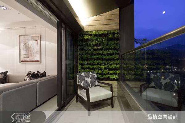 屋主與三個小孩共同居住的空間。當地雖沒有北市的繁華