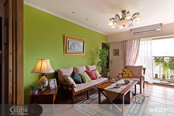 用顏色及材質訴說空間故事，並傳達對空間的情感，采荷