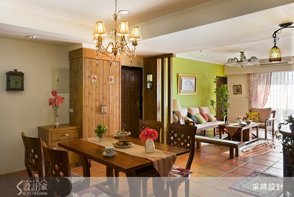 用顏色及材質訴說空間故事,並傳達對空間的情感,采荷