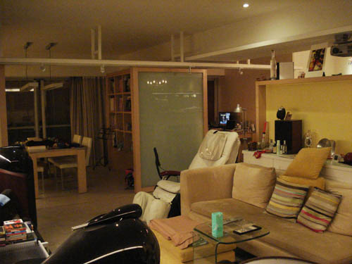 偶然造訪朋友的家,屋主劉先生對於朋友的居家風格留下