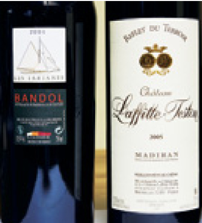 經常在品酒課授課討論，以及與好友品酒交流之餘，常常