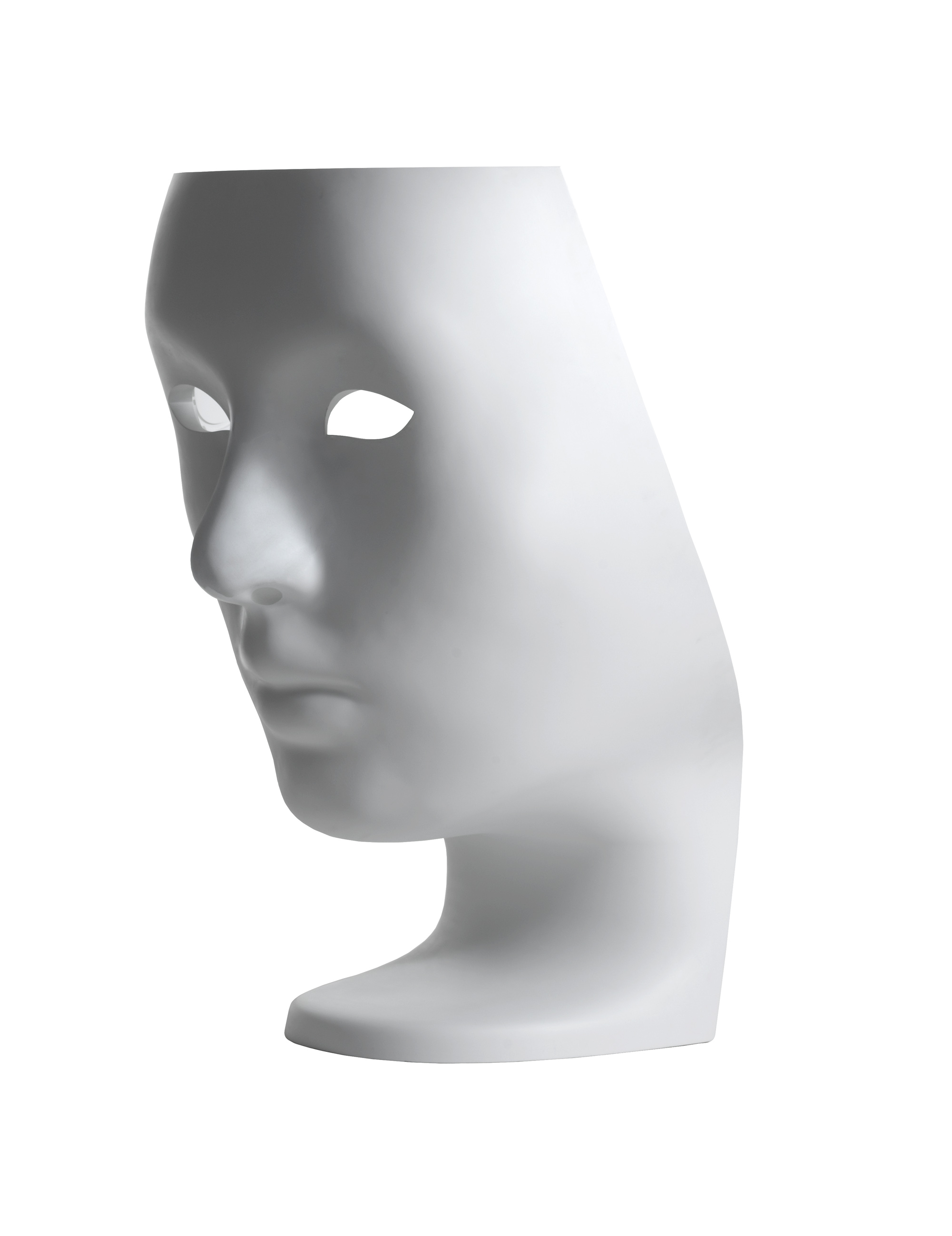 都市里的白色面具