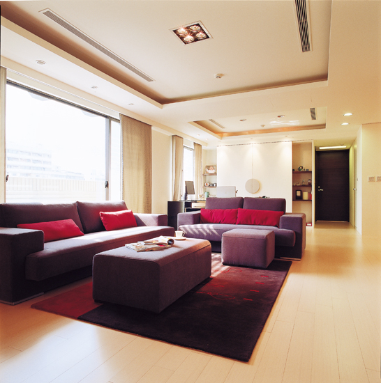 客廳陰暗的情況就風水方面看來，有一句話可作解釋，『