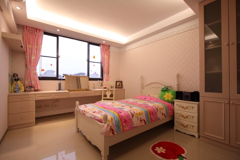 屋主買下這棟別墅，除了看好附近優質的生活環境，也期