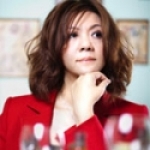 年輕的屋主希望居家空間能符合長輩與小孩的生活需求，