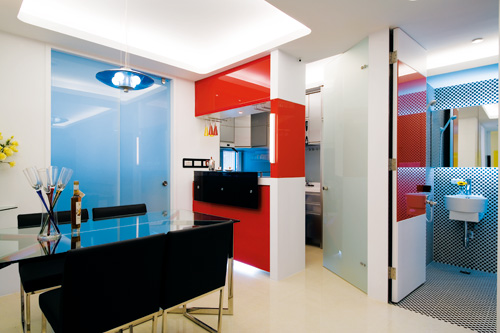 廚房門與廁所相對地將影響家人的身體健康，特別是爐灶