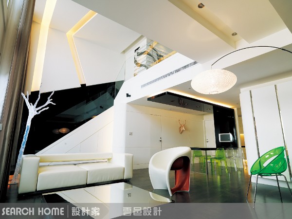 一間房子的坪數大小，攸關客廳的種種規劃，如何在10幾