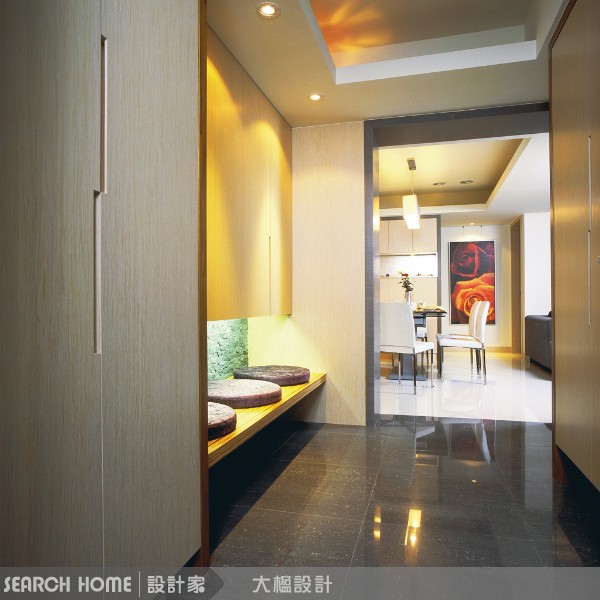 玄關;收納;客廳