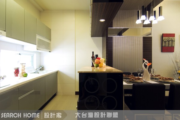 廚房;色彩;天花板