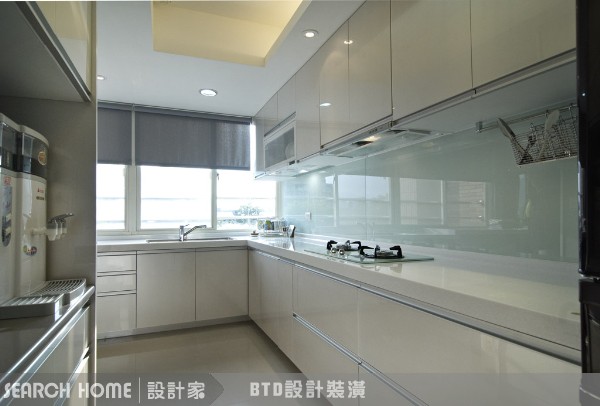 廚房;色彩;天花板