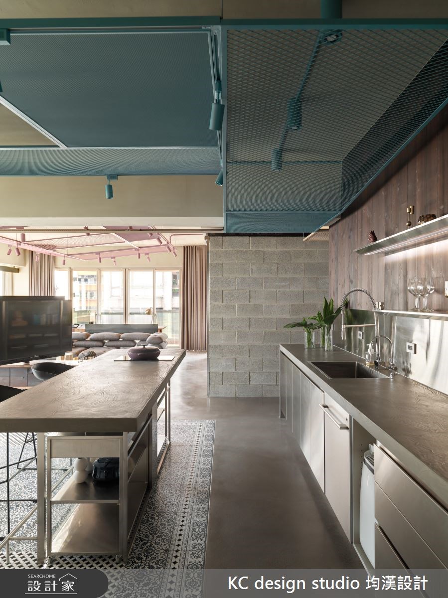 60坪老屋(16~30年)_混搭風客廳廚房走廊案例圖片_KC design studio 均漢設計_KC_19松智花宅之10－設計家 ...