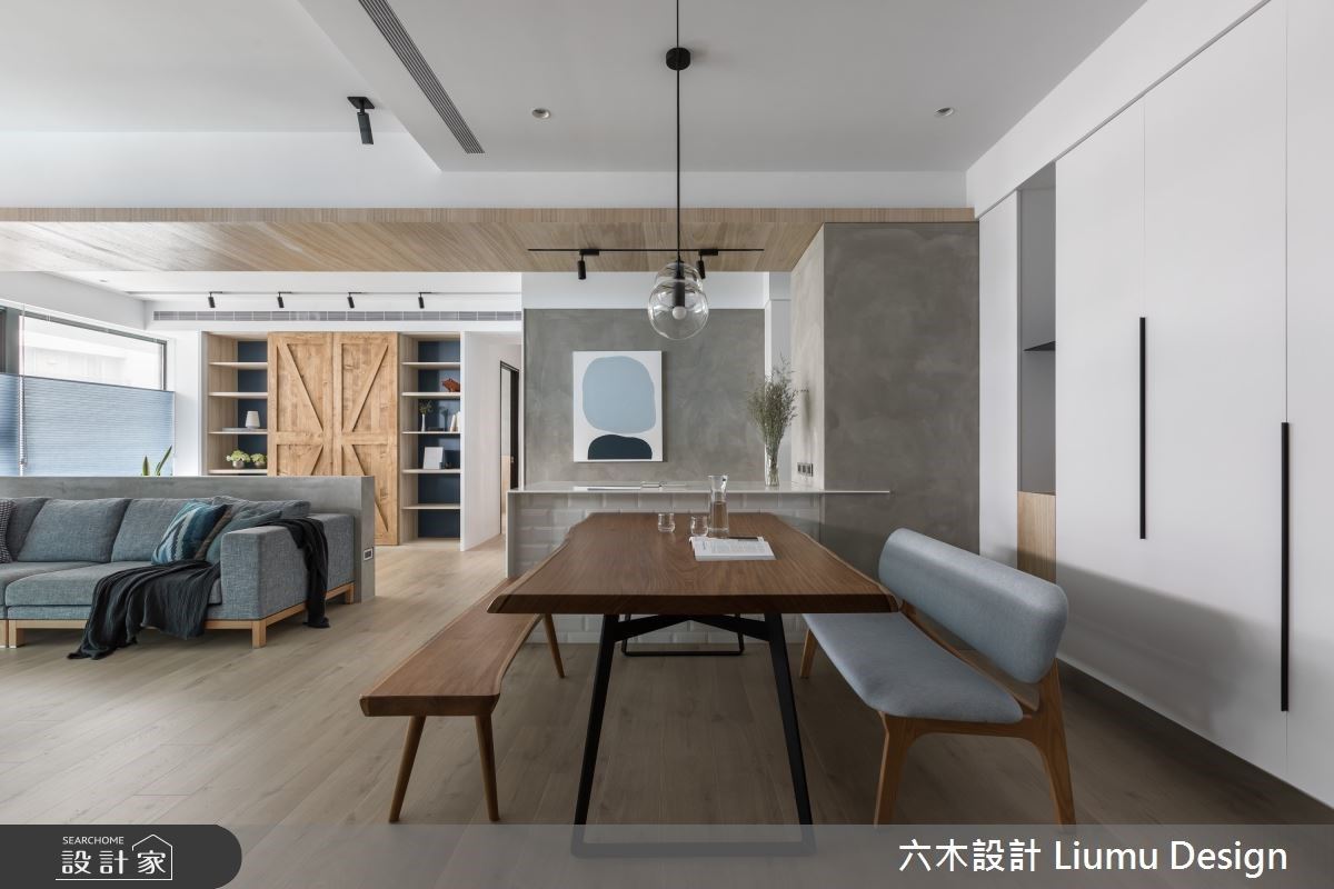 無限光感北歐宅!超寬廣客廳 + 海量收納,搭配一抹經典藍勾勒療癒家居-設計家 Searchome