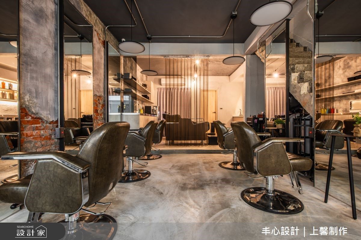 老舊透天厝化身IG打卡景點！好採光、高機能的14坪復古工業風髮廊－設計家Searchome