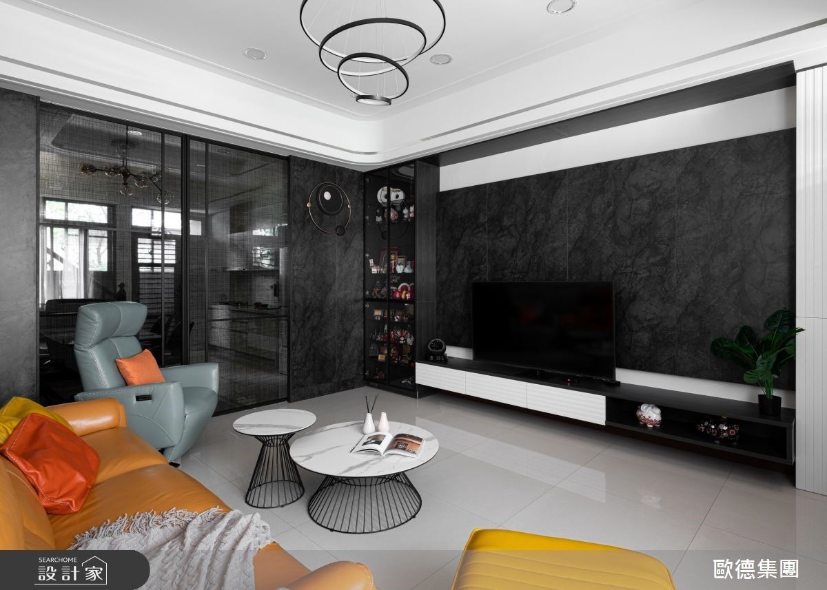 徜徉黑白時尚透天宅 美形收納 彈性拉門與臥榻 系統家具實現優雅日常 設計家searchome