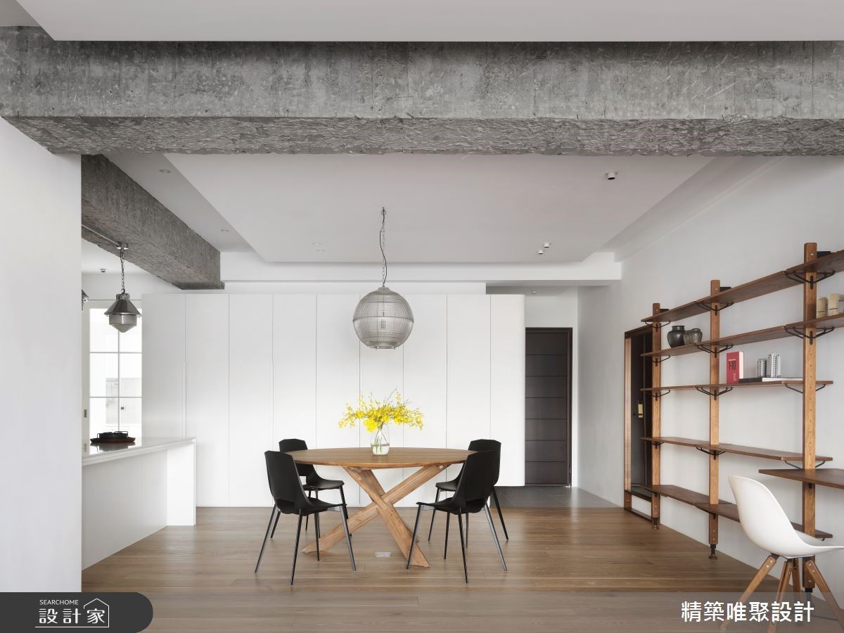直擊2022德國 iF 設計得獎作品! 建築手法化解天花大樑,白色系設計、極簡家具,為生活留有餘韻-設計家 Searchome