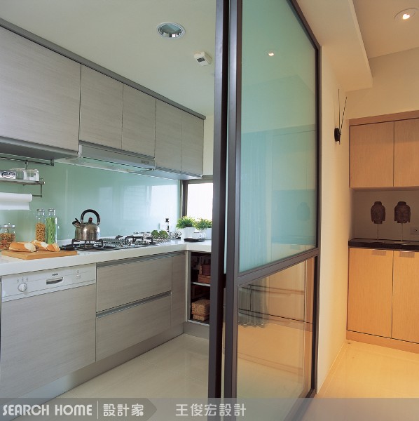 四、祖孫的快樂親子天地
家裡有一小，天倫之樂的情景