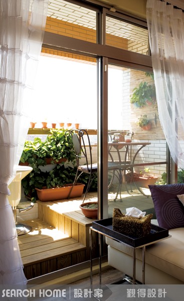 鄉村風，優雅的英式午茶派對
舖上小花或格子的窗巾，