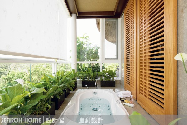 震動音樂按摩浴缸，衛浴空間的奢華設備
按摩浴缸，是