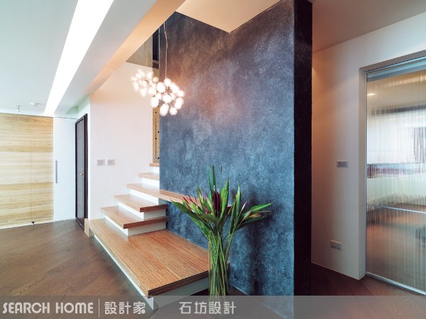 樓梯的無形式變化式
設計師都很厲害，都在挖空心思讓