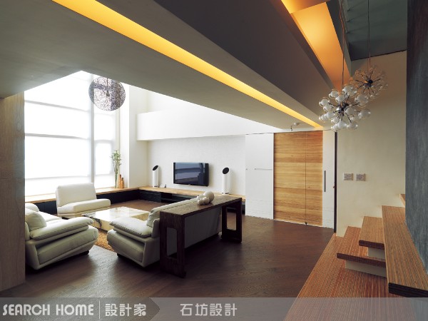 畸零空間，用櫃子整個給他包起來
有些老房子真的很奇