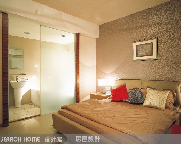 設計手法６：運用噴砂玻璃當燈箱兼隔間
噴砂玻璃的問