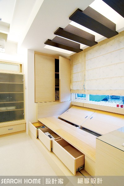 複合式變化之二-和式桌出現啦！
是的，升降式的和式