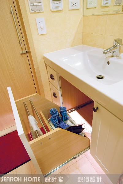 家具就是變形金剛
我們來轉換一下口味，看看家具的變