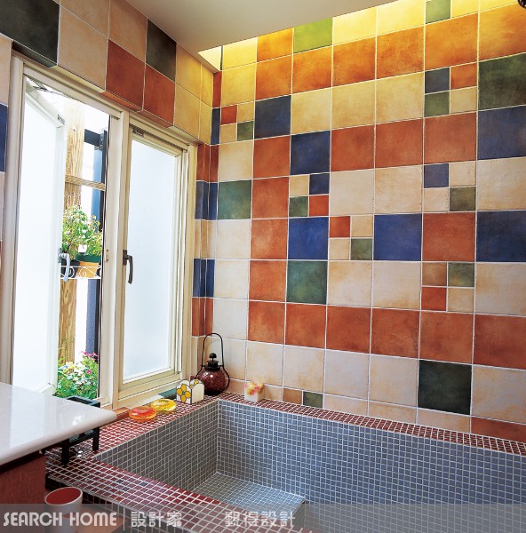 撇步１：客廳or玄關+馬賽克=令人驚豔的first sight
