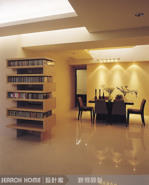 家具就是變形金剛
我們來轉換一下口味，看看家具的變