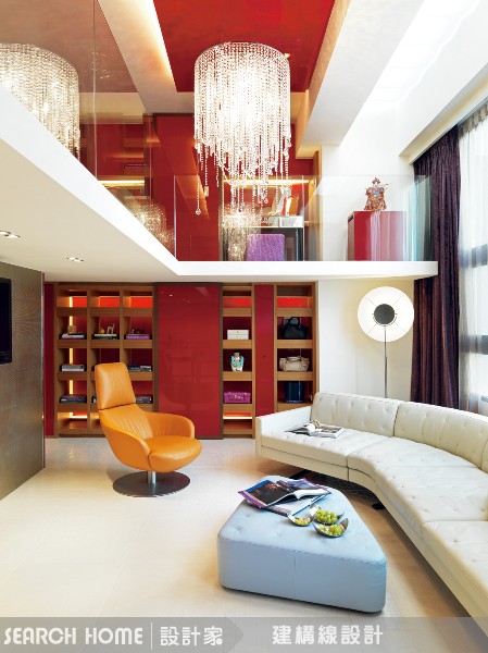 鏡面烤漆玻璃的奢華
前幾年時尚界刮起的『低調奢華』