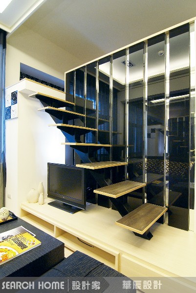 6：增進使用效率-複合式空間機能
由於空間小，在空間