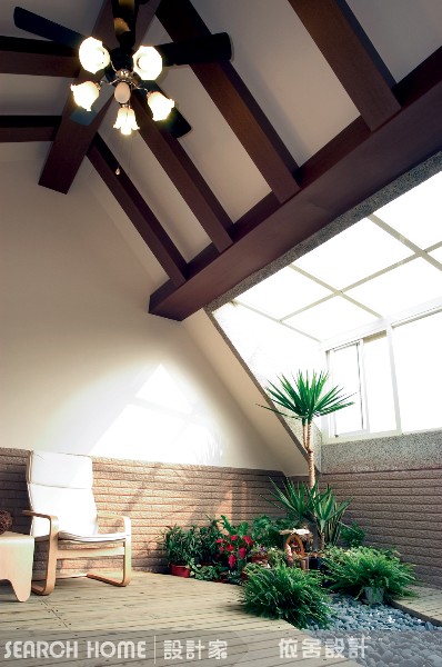 鄉村風，優雅的英式午茶派對
舖上小花或格子的窗巾，