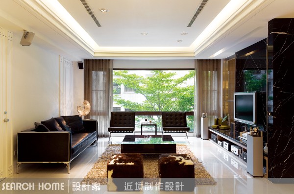 工業時尚的感覺--水泥砌成的電視主牆
在紐約留過學的