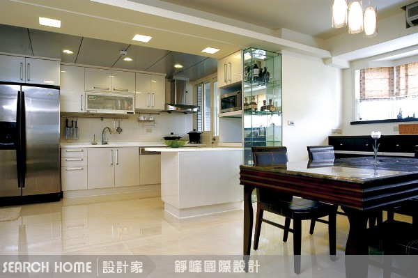 重點08：挑選好五金，使用不怕被夾手
另外，廚房為了