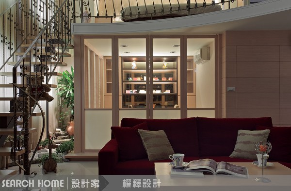 樓梯的無形式變化式
設計師都很厲害，都在挖空心思讓