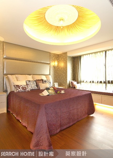 要點09：皇朝象徵或貴族圖騰，讓自己如置身皇宮 
既