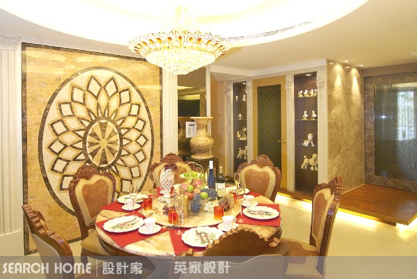 由木村飾演的日劇『華麗一族』，其中萬俵家族，可真的