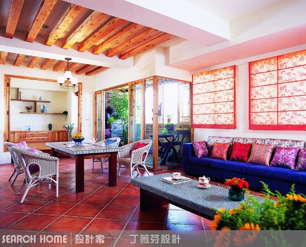 誰說鋁門窗一定要是咖啡色或是金屬色
是的，老爺夫人