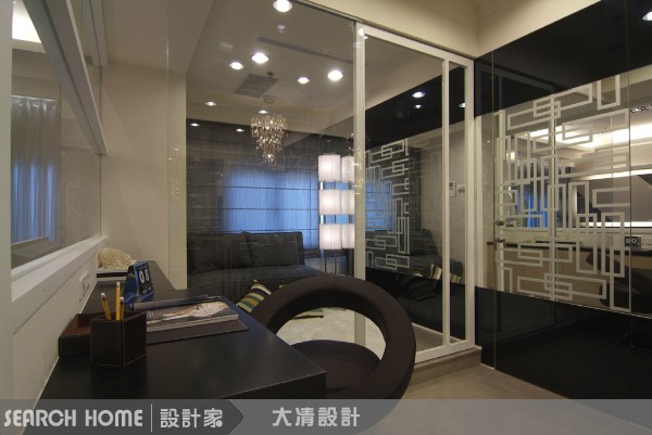 要點07：運用大片落地鏡面大玩魔術
如果沒辦法將門做