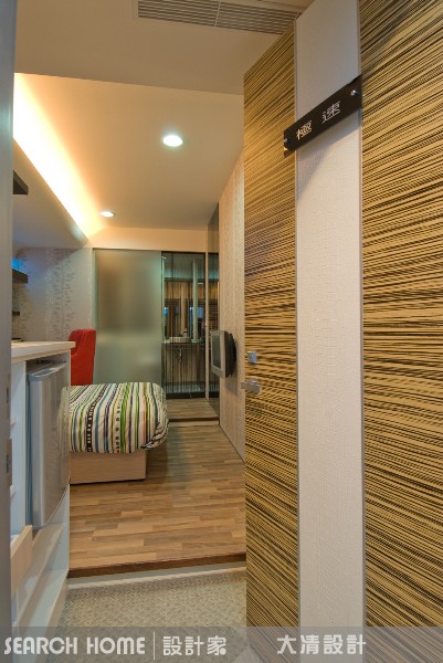 3：善用畸零角落做收納-改變生活習慣
坪數小，收納空