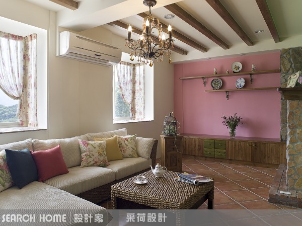 色彩繽紛樂的搭配原則：
（１）紅色
一看就令人感受