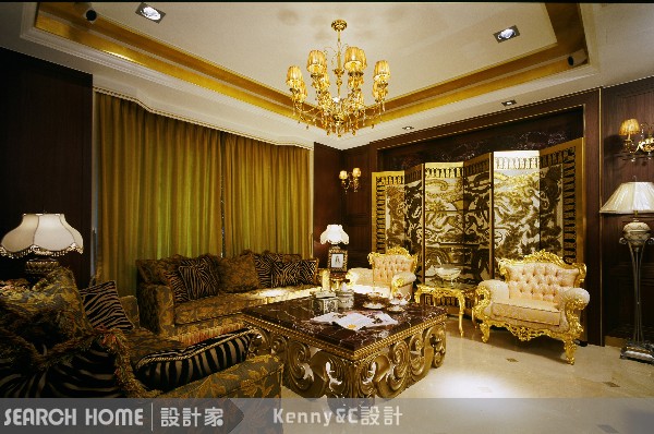 大剌剌彰顯財富，就是要包金箔！
據說某中部的市長住