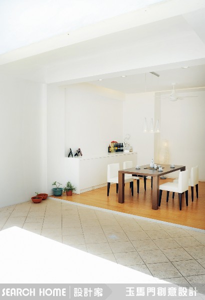 餐廳可以這樣設計
說到沒有圍牆的開放設計，大宅門裡