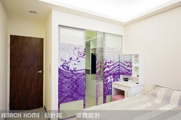 誰說衣櫃只能放衣服，人家也想把包包、靴子、皮鞋、項