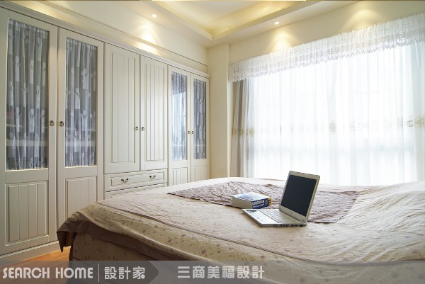 空間3：臥室
適用窗簾：不透光或遮光性強的窗簾
窗