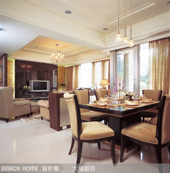 元素6 ：華麗感材質帶出BingBing氛圍
材質的選擇決定