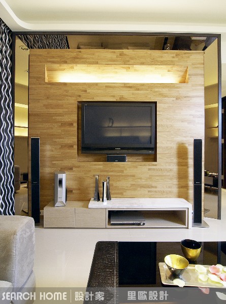 木絲水泥板，山寨版清水模
誰能想到，因為安藤忠雄，