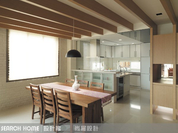 重點08：挑選好五金，使用不怕被夾手
另外，廚房為了