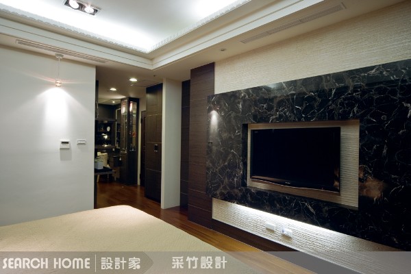 要點03：最貴的建材都給我端上來
既然要營造奢華的居